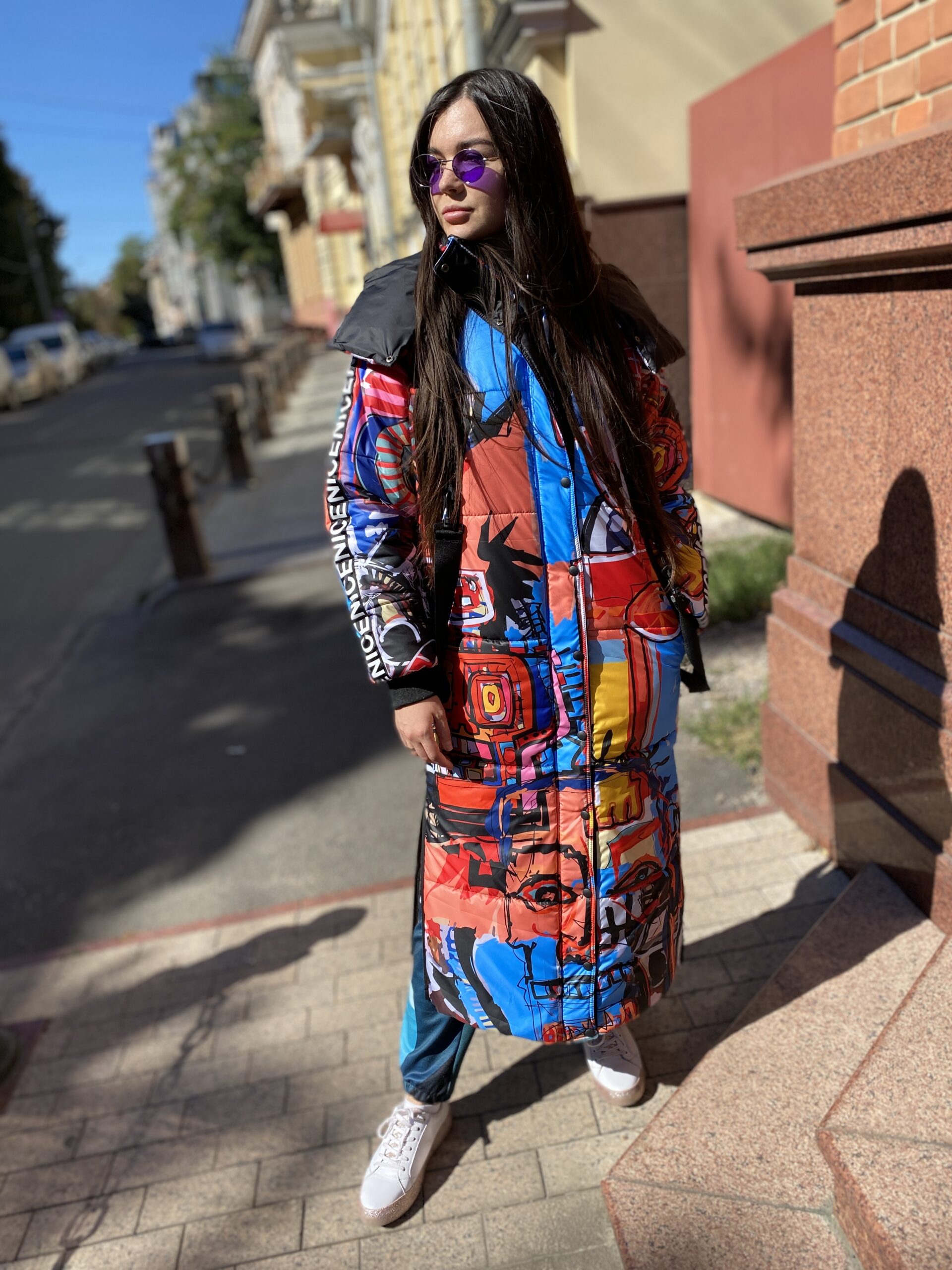 Довге зимове пальто куртка прямого крою з капюшоном