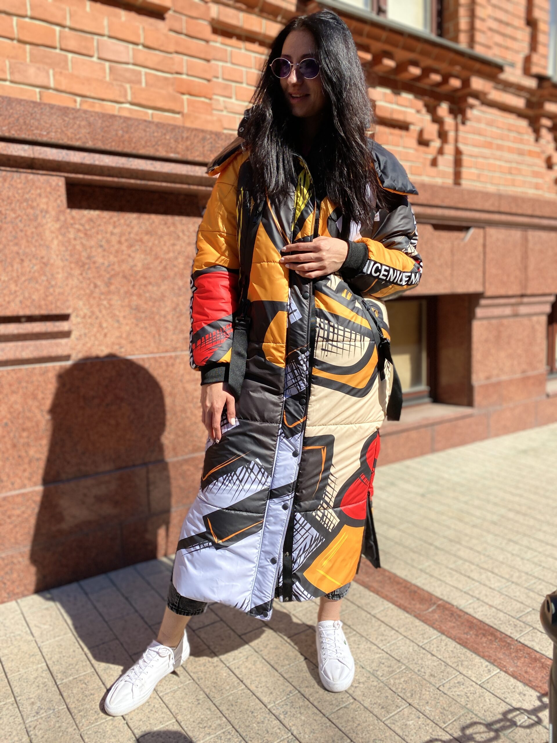 Довге зимове пальто куртка прямого крою з капюшоном