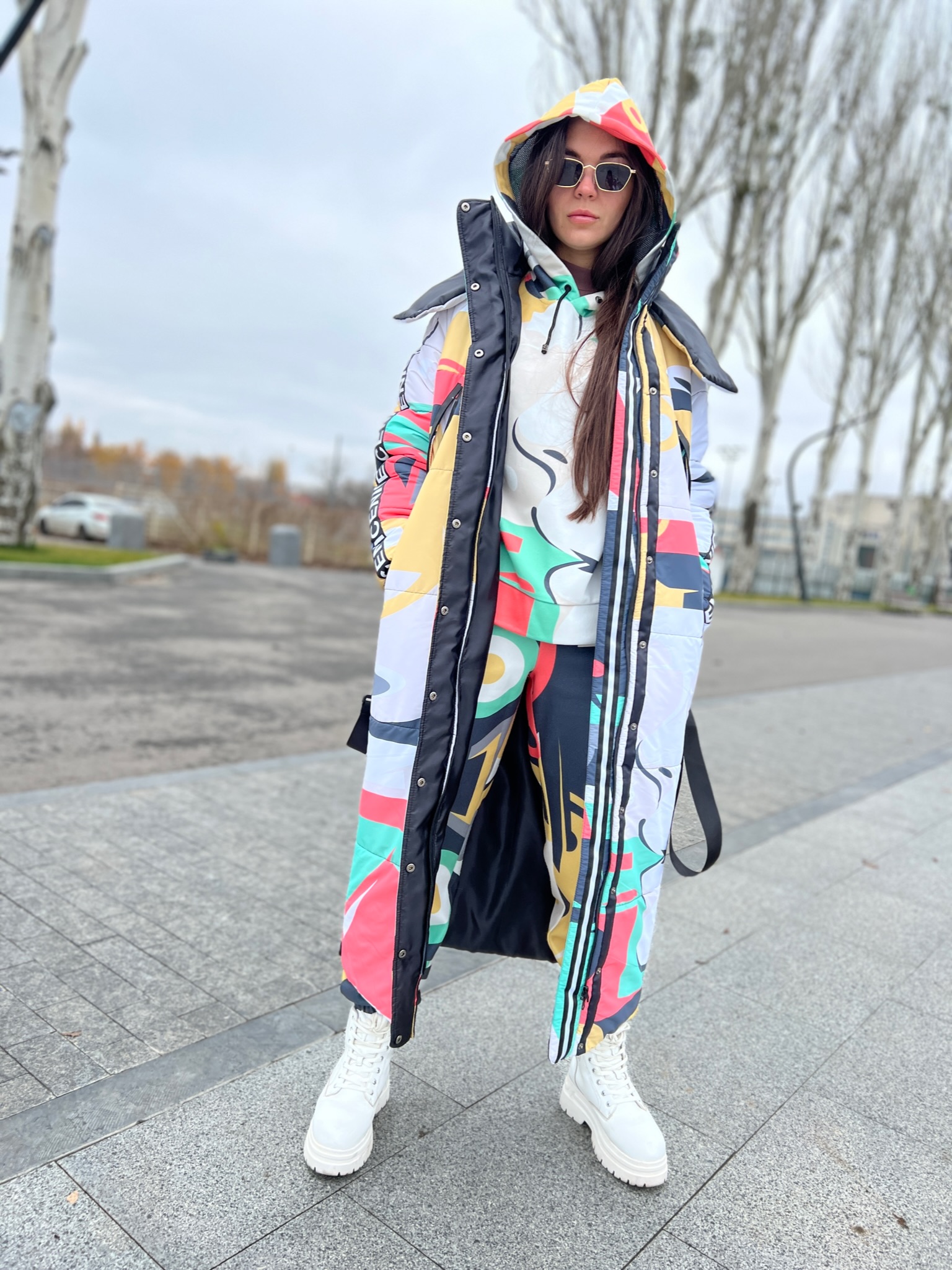 Довге зимове пальто куртка прямого крою з капюшоном