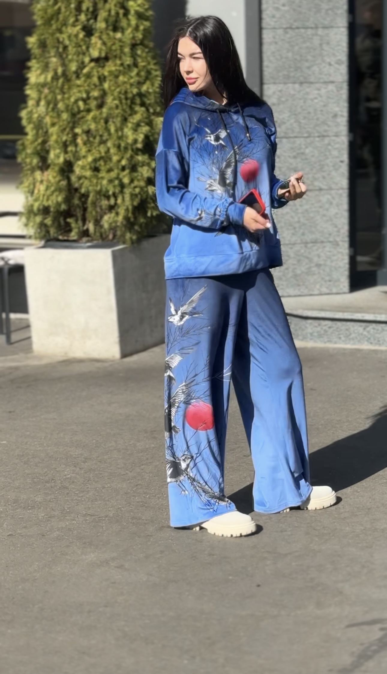 Велюровий жіночий костюм, весна/осінь