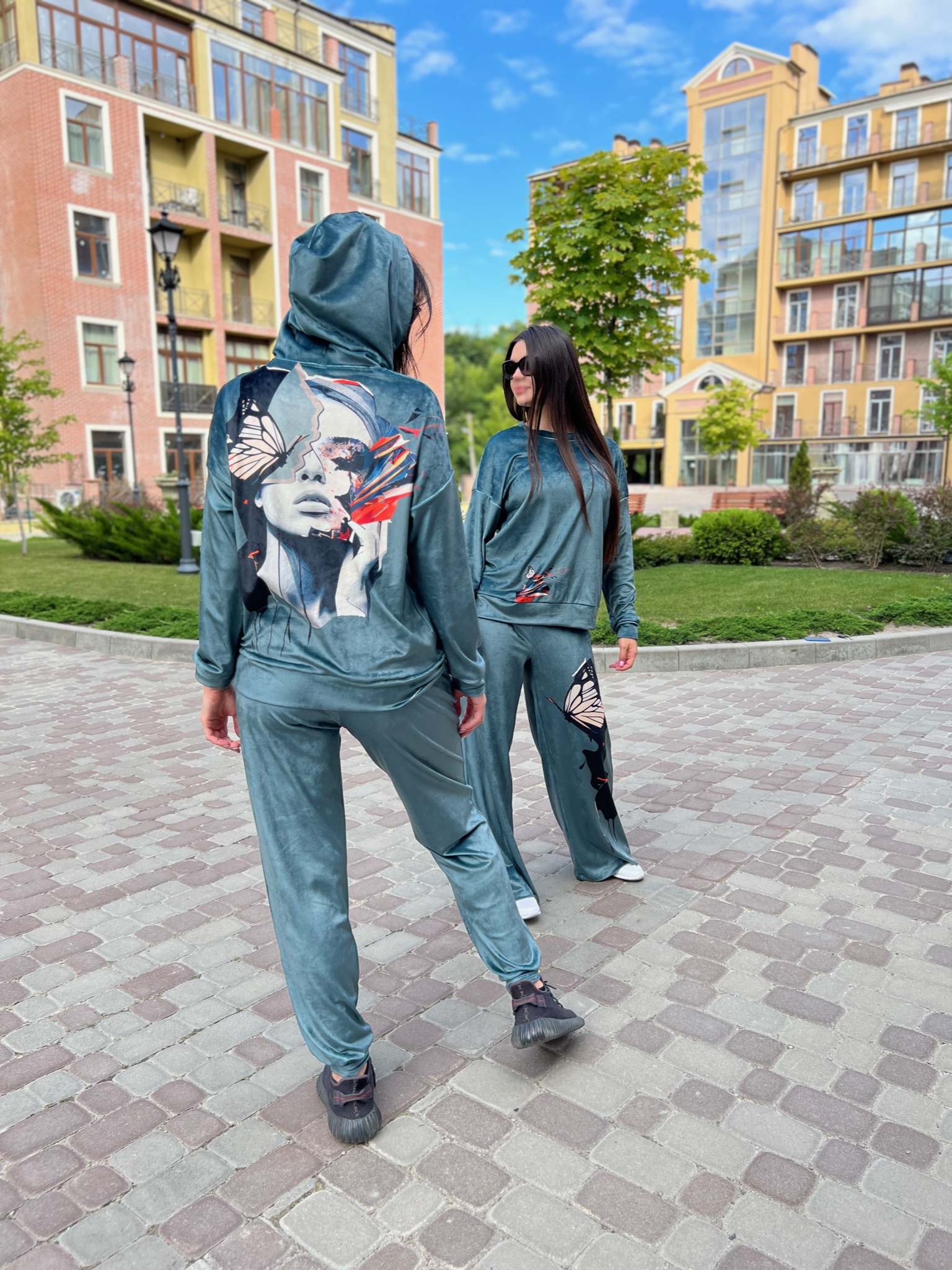 Велюровий жіночий костюм,штани джогери