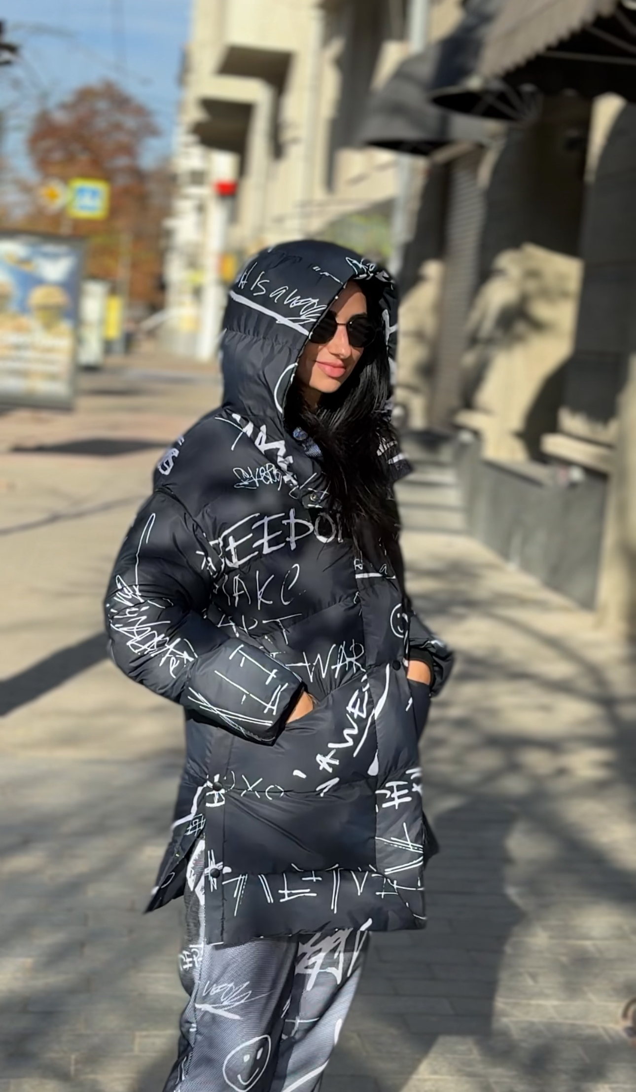 Жіноча куртка-трансформер, тепла, колір графіті