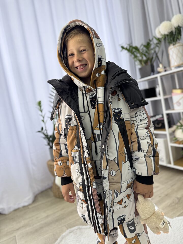 Зимова дитяча куртка бежева із котиками