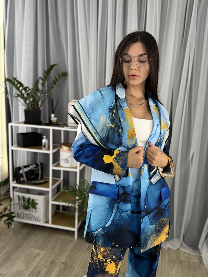 Жіночий піджак оверсайз, синього кольору