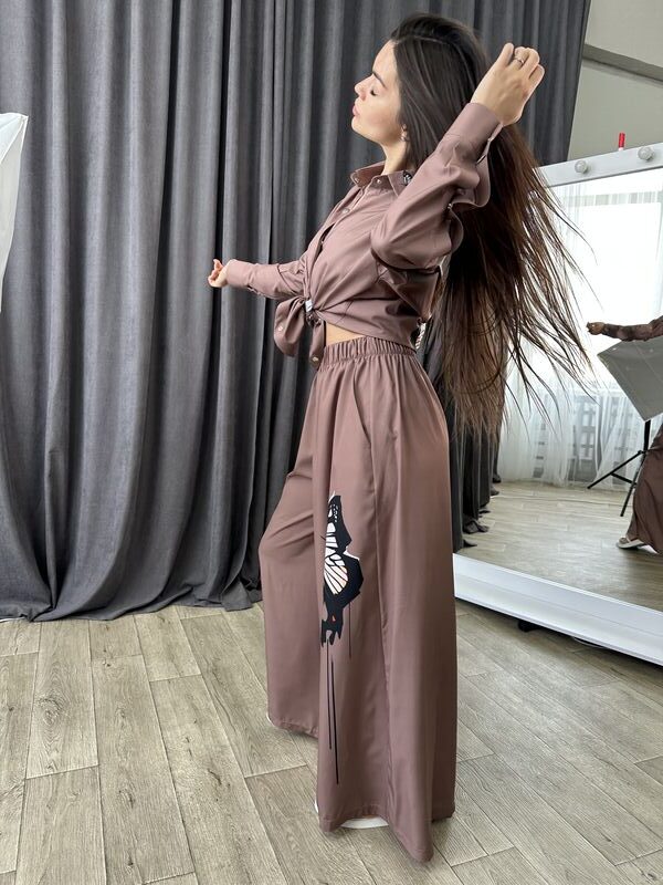 Жіночий костюм із сорочкою, колір шоколад, коричневий