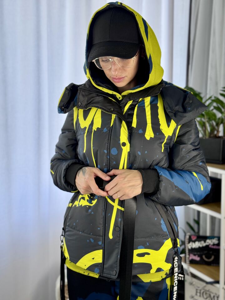 Коротка жіноча куртка-трансформер, єврозима,