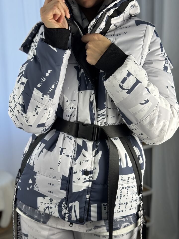 Коротка жіноча куртка-трансформер, єврозима,