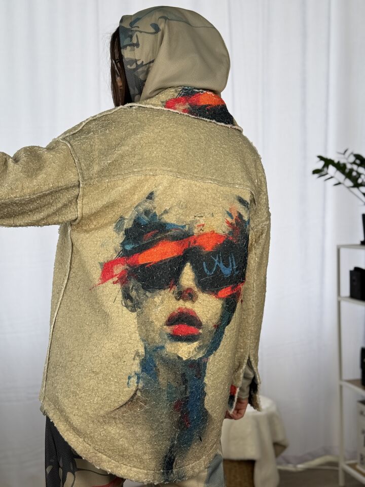 Джинсова жіноча куртка із хутром теді, двостороння, бежевий принт