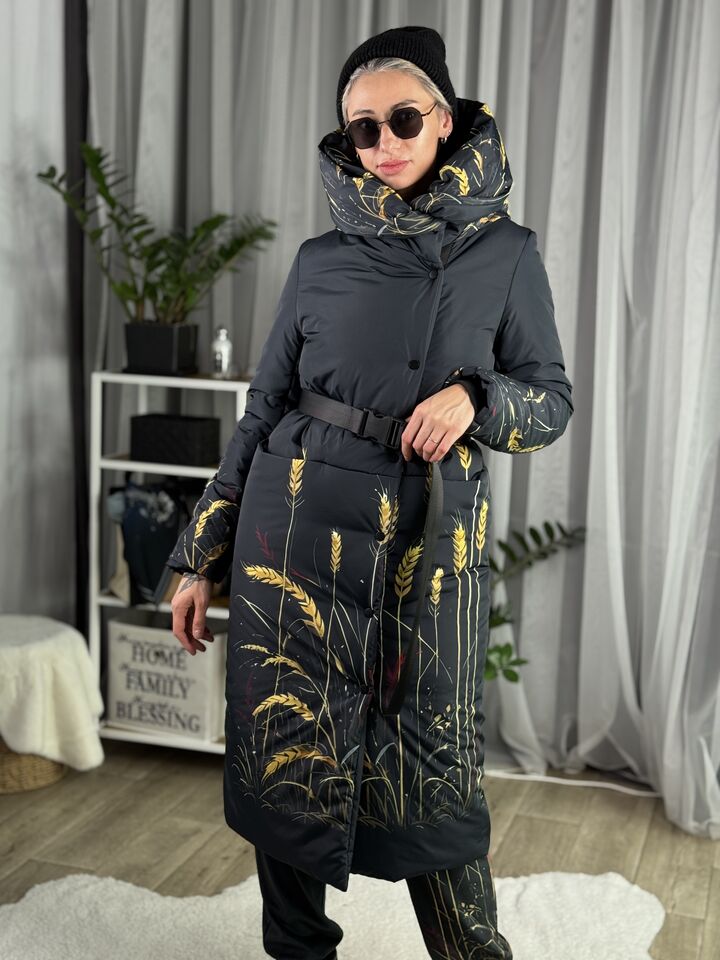 Жіноча куртка – ковдра, зимова із об’ємним капюшоном