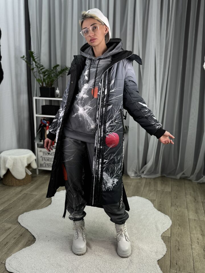 Жіноча куртка-трансформер, єврозима, з відстібними рукавами та капюшоном