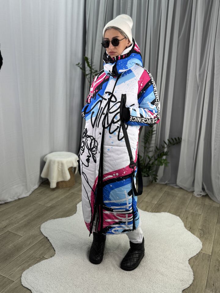 Довге зимове пальто куртка прямого крою з капюшоном